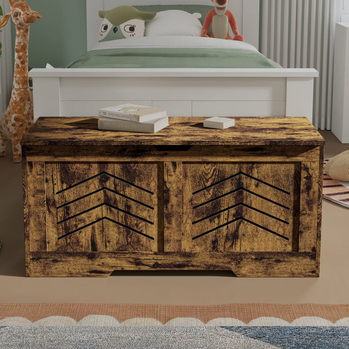 [Rustic] Wooden storage chest with arrow designs in a bedroom setting