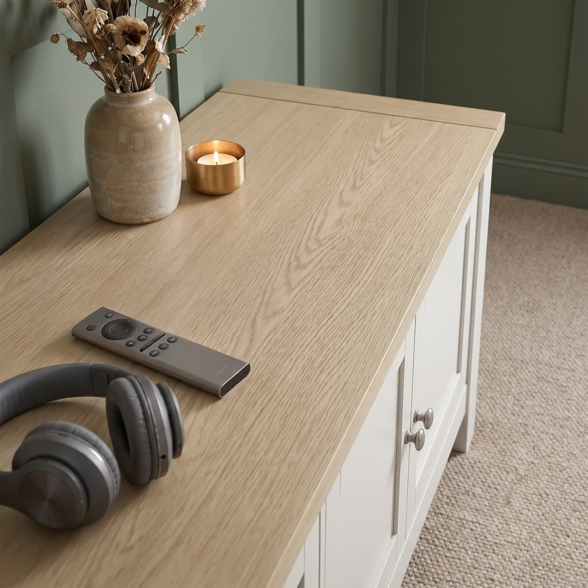 [White] Shaker TV unit 180cm oak effect top close-up with remote control and decorative vase